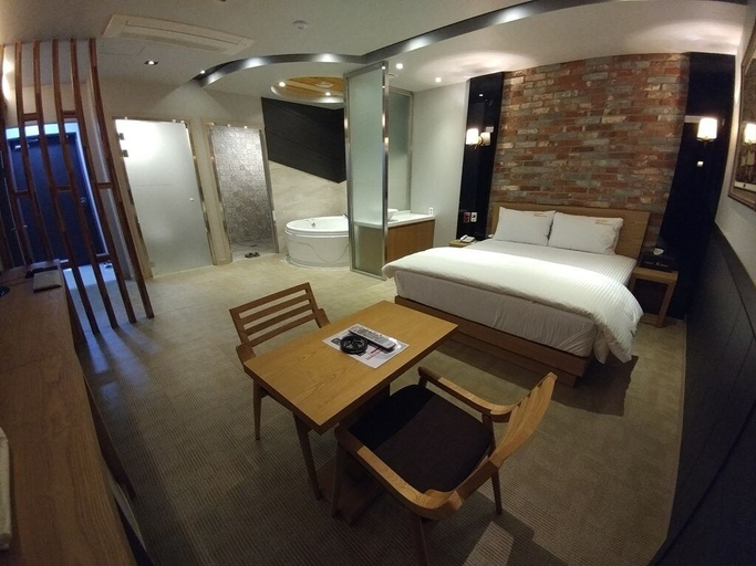 Bedroom 4, Khan Hotel, Dalseong