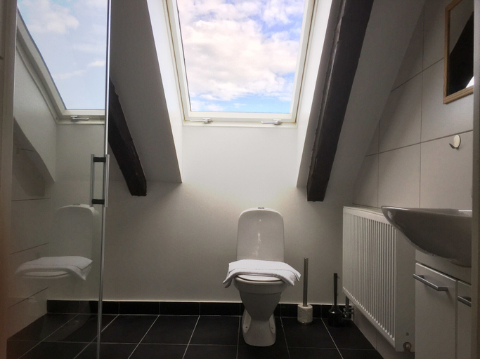 Bathroom 3, Villa Nore, Borgholm