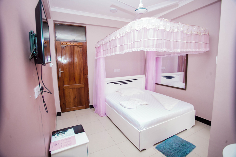 Bedroom 2, B10 Airport Lodge, Ilala