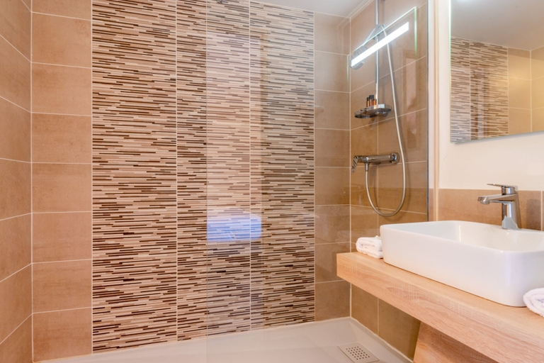 Bathroom 5, Hotel L'Empreinte, Alpes-Maritimes