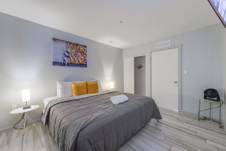 Bedroom 1, Cozy Penthouse Wynwood-Great Rooftop, Miami-Dade
