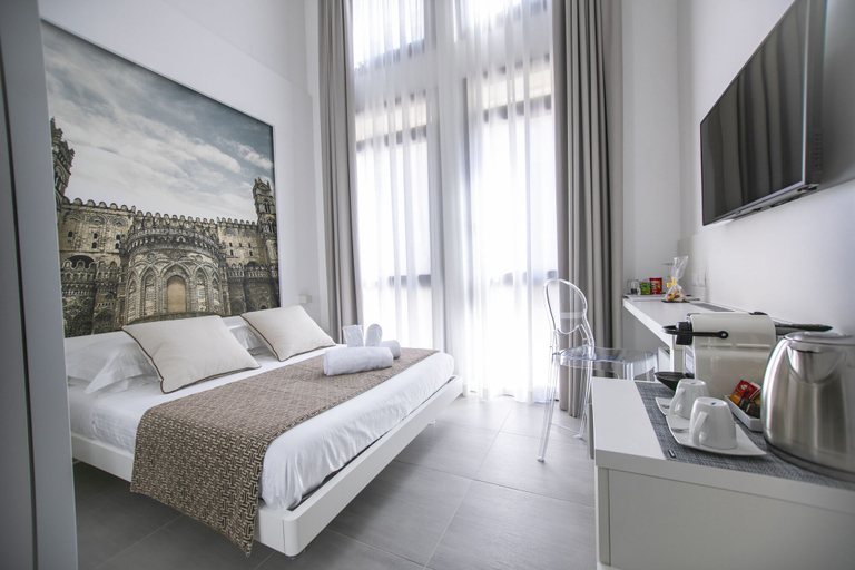 Bedroom 3, Suite Quaroni, Palermo