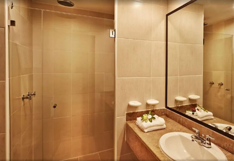 Bathroom 5, Grand Decameron Panama, A Trademark All-Inclusive Resort, Antón