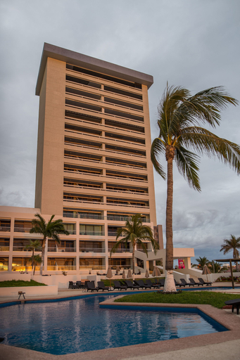 Exterior & Views 2, Ocean View Beach Hotel, Mazatlán