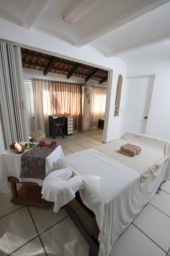 Bedroom 2, Decameron Los Cocos Guayabitos, Ramada All-Inclusive Resort, Compostela