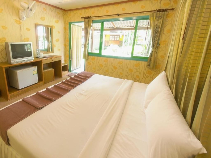 Bedroom 2, Ko Kut Ao Phrao Beach Resort, K. Ko Kut