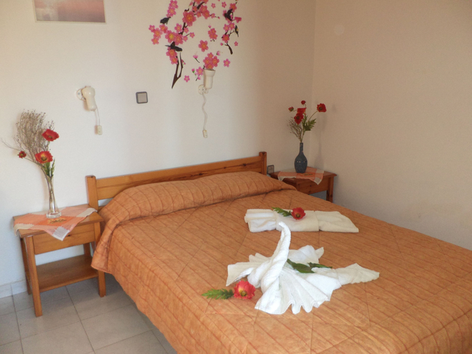 Bedroom 3, Maria Apartments, Crete