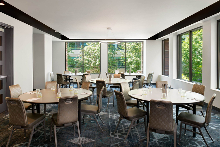 Food & Drinks 4, Astra Hotel, Seattle, A Tribute Portfolio Hotel by Marriott, Seattle