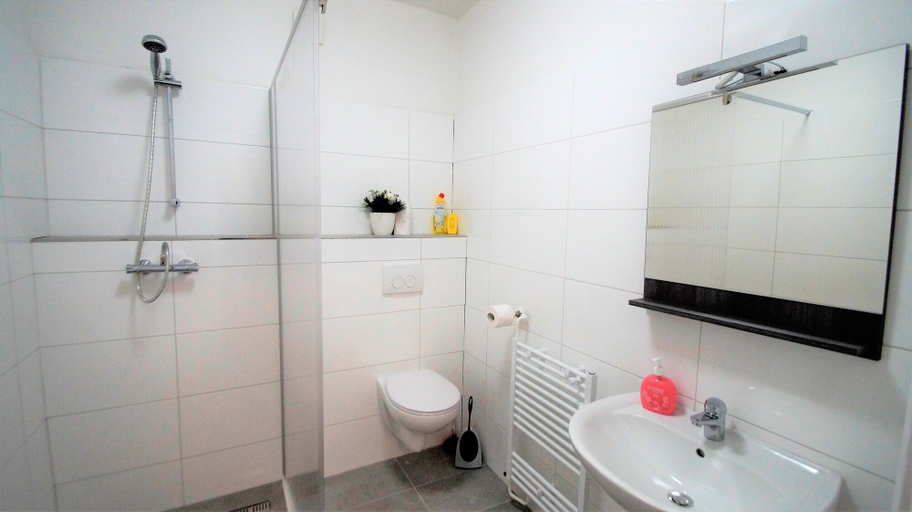 Bathroom 3, Ferienwohnung Maye Oberhausen, Oberhausen