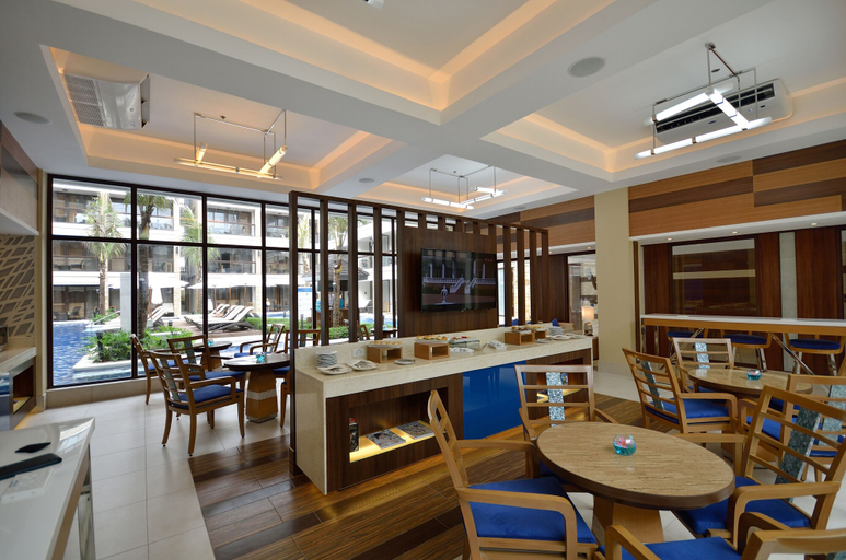 Food & Drinks 5, Henann Lagoon Resort, Malay