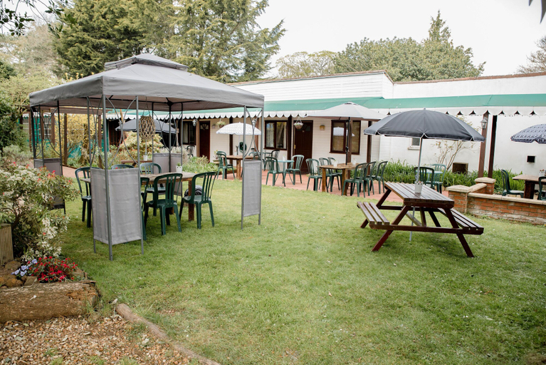 Others 5, Andel Lodge, Cambridgeshire