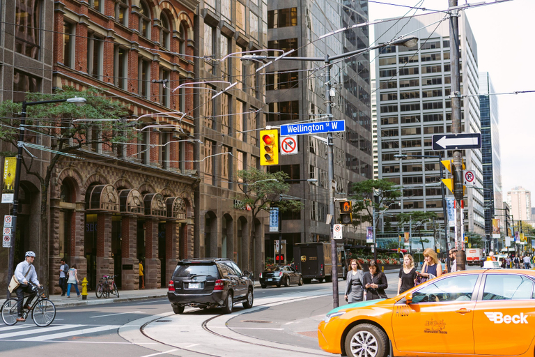 Others 5, QuickStay - Class in Yorkville (Yonge & Bloor), Toronto