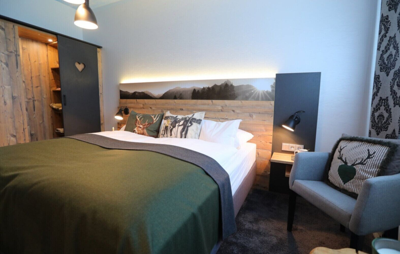 Bedroom 2, HomeHotel Salzberg, Berchtesgadener Land