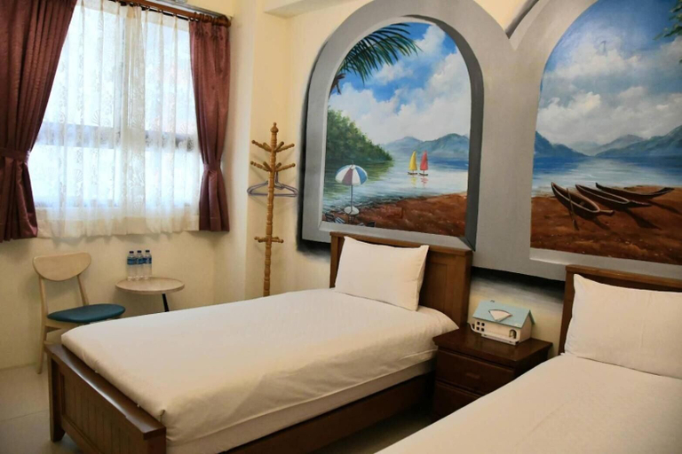 Bedroom 2, When Happiness Knock Your Door, Hualien