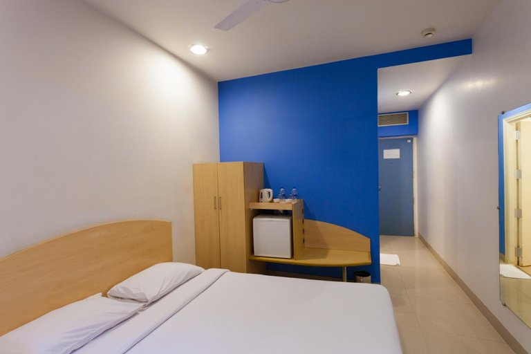 Bedroom 4, Ginger Vadodara, Vadodara