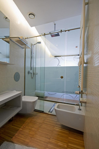 Bathroom 5, Hotel La Conchiglia, Roma