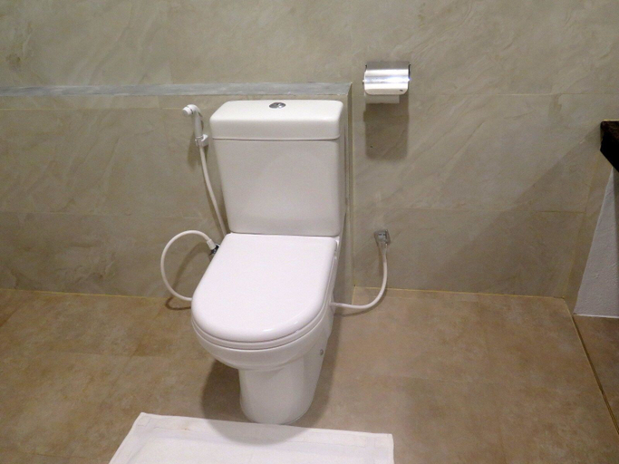 Bathroom 4, Ananya Beach Resort, Tangalle