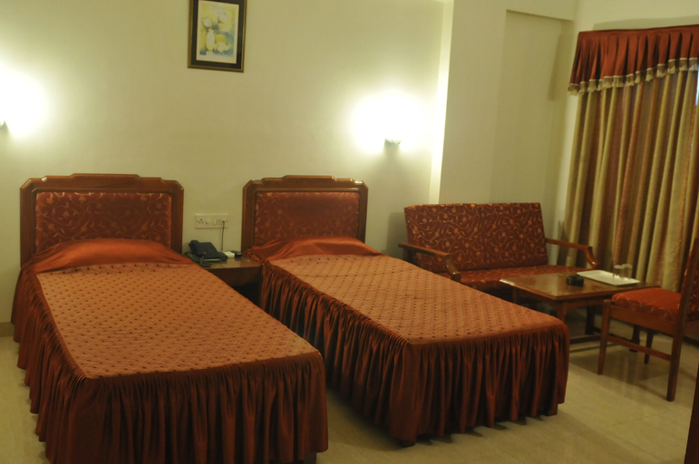 Bedroom 3, Hotel Apex Surat, Surat