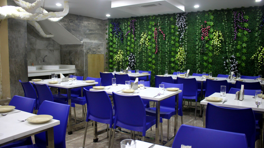 Food & Drinks 4, Hotel Shreemoyee Inn, Kamrup Metropolitan