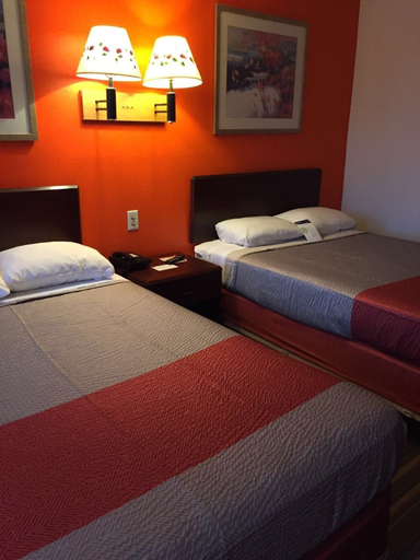 Bedroom 3, Motel 6 Frackville, PA, Schuylkill
