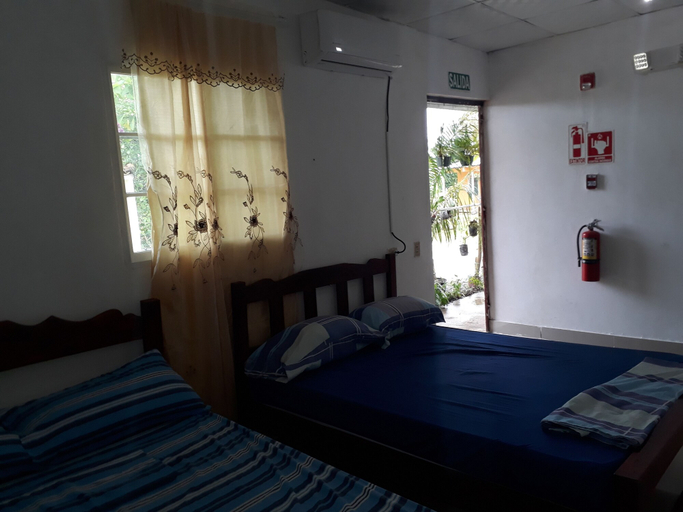 Bedroom 2, Hostal Brisas Calobreñas, Calobre