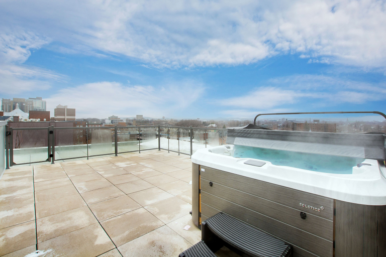 Sport & Beauty 4, Les Lofts Saint-François - Par les Lofts Vieux-Québec, Communauté-Urbaine-de-Québec