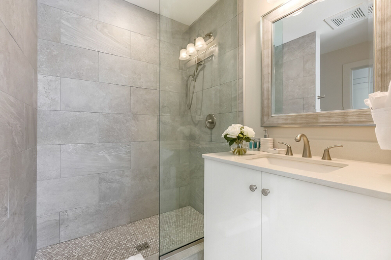 Bathroom 5, Modern 2BR 2BATH near French Quarter, Orleans