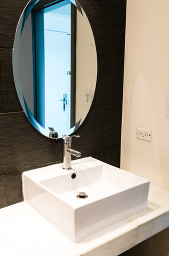 Bathroom 4, Century Hotel, Saipan