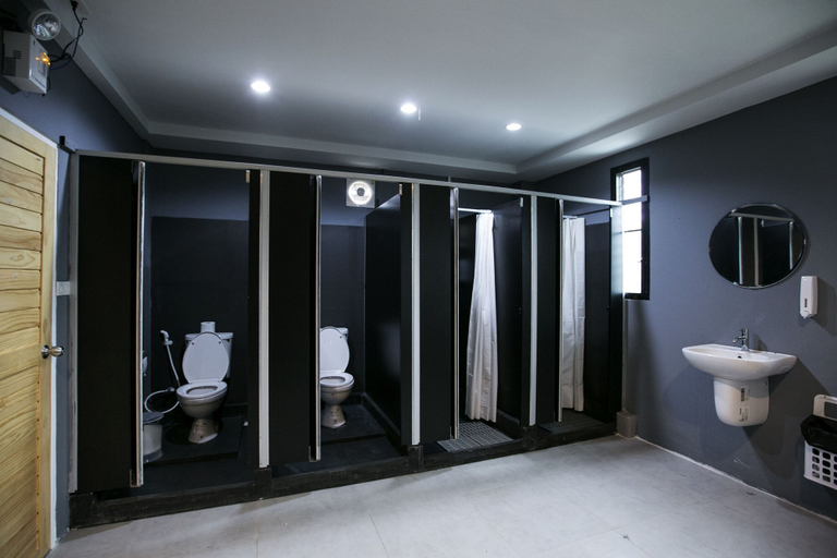 Bathroom 4, Sleeping Well Chiangkhong - Hostel, Chiang Khong