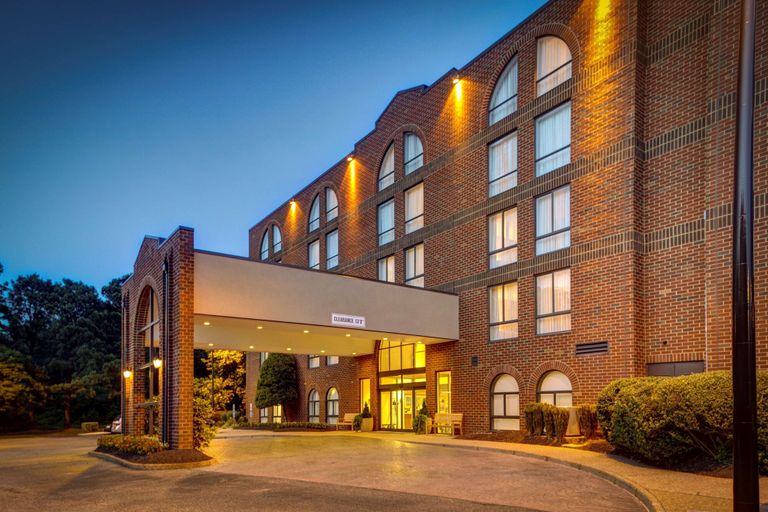 Exterior & Views 2, Embassy Suites Williamsburg, Williamsburg