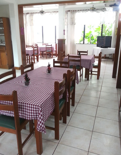 Food & Drinks, Hotel Casa Flores De Tikal, Flores