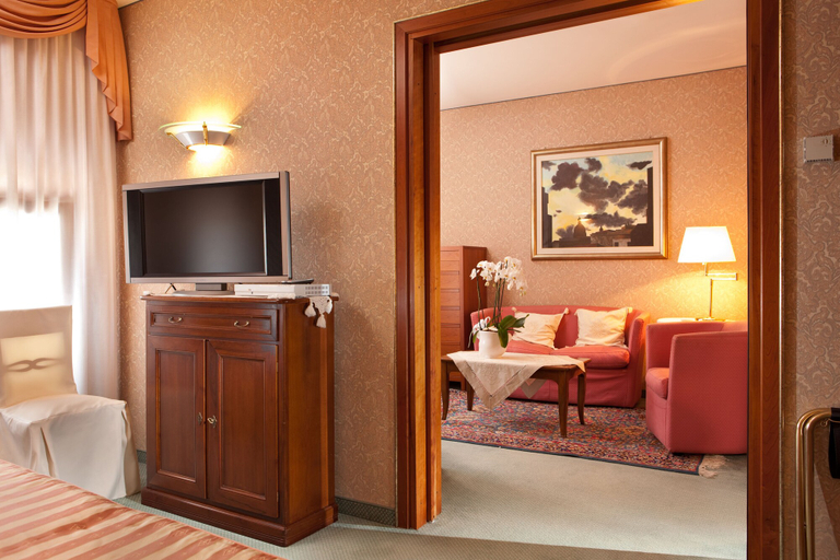 Bedroom 3, Hotel Fior, Treviso