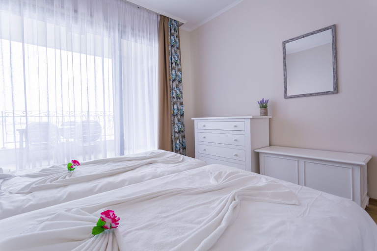Bedroom 2, Gardenia Beach Palace Aparthotel, Pomorie
