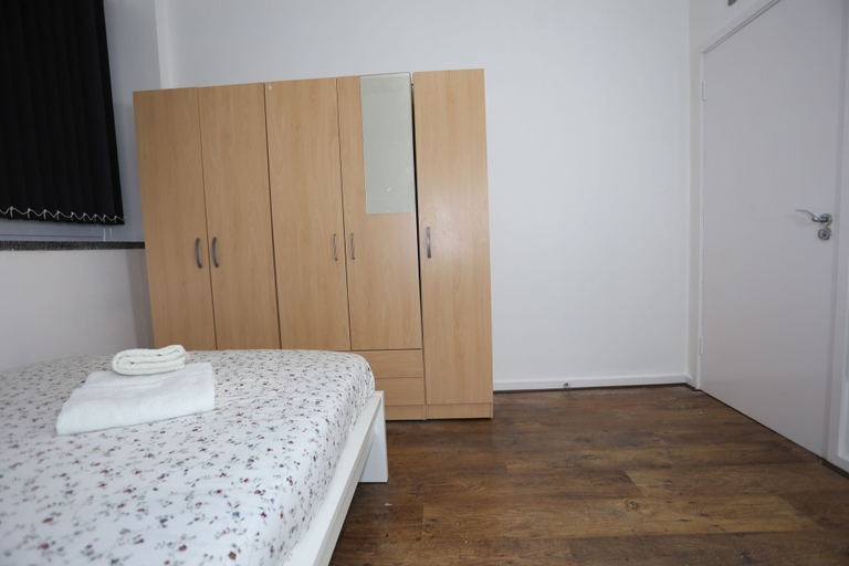 Bedroom 2, Beautiful 2 beds Woolwich Central Apt, London