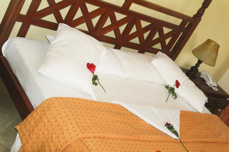 Bedroom 2, Jumuia Conference & Beach Resort, Kilifi South