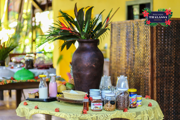 Food & Drinks 17