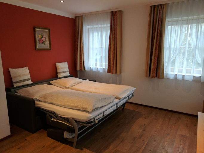 Bedroom 2, Gasthaus Weingast, Rosenheim