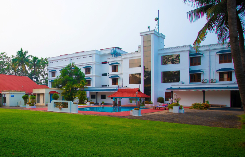 Exterior & Views 2, Quality Airport Hotel, Ernakulam