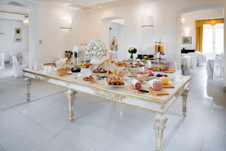Food & Drinks 5, Grande Albergo Internazionale, Brindisi