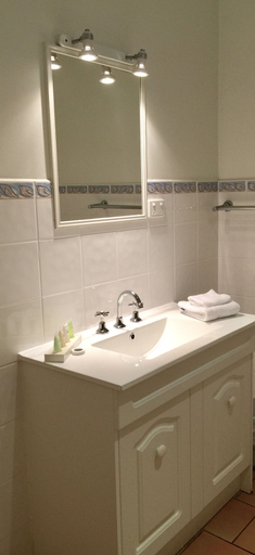 Bathroom 3, Sorrento Beach Motel, Melbourne