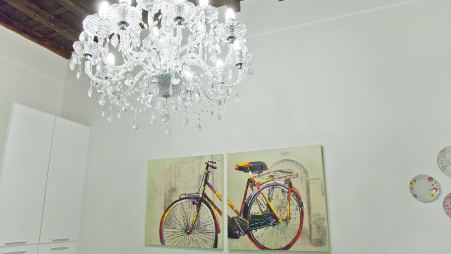 Others 5, Rental in Rome Quirinale, Roma