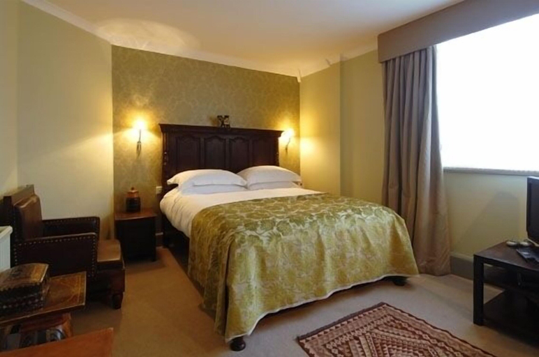 Bedroom 3, Elephant Hotel, Reading