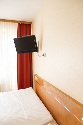 Bedroom 5, Europa, Pforzheim