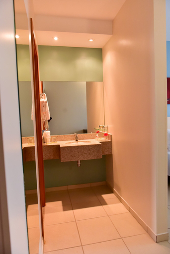 Bathroom 4, Comfort Hotel Goiania, Goiania