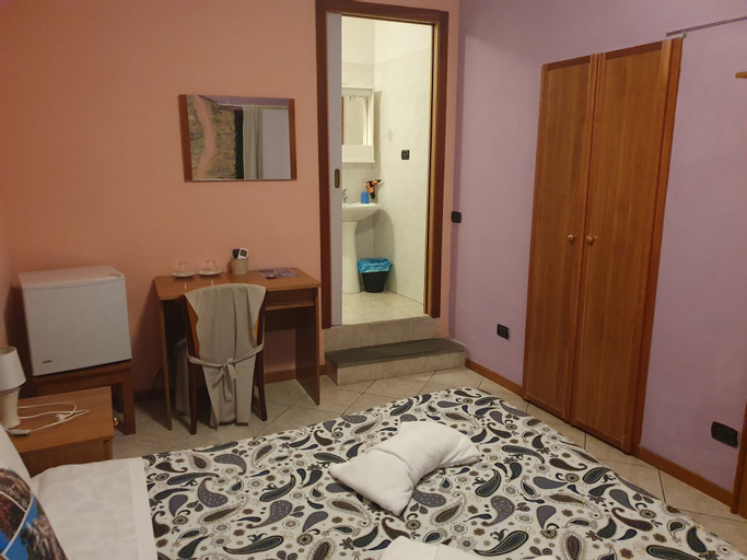 Bedroom 14