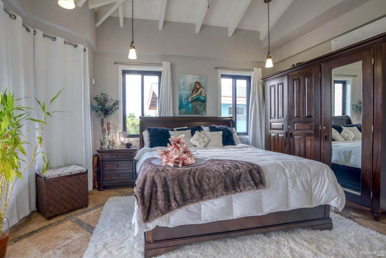 Bedroom 3, Kairos Villa - Luxury Ocean Front