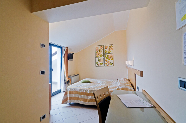 Bedroom 4, Castellaro Golf Resort, Imperia