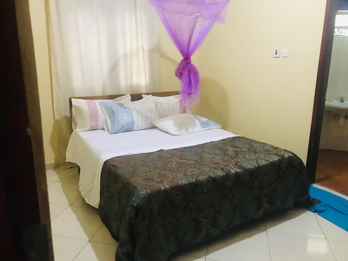 Bedroom 2, Natures Guesthouse, Kampala