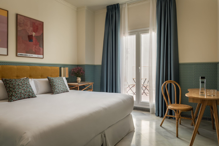 Bedroom 3, BYPILLOW Abril, Sevilla