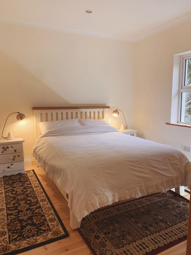 Bedroom, Mangerton Mountain Chalets
